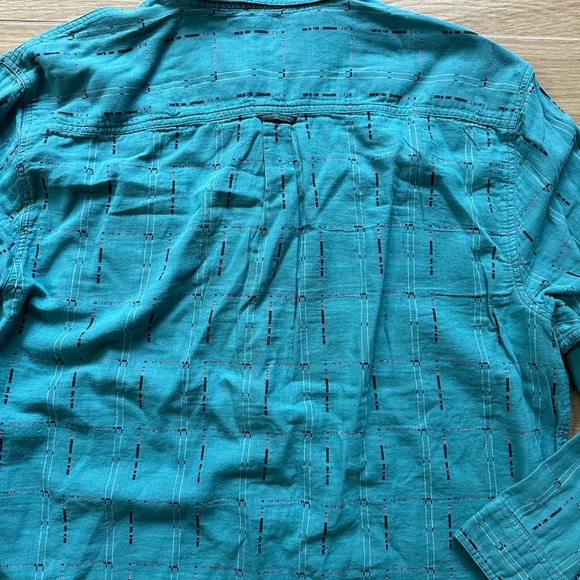 Men's Teal Long Sleeve Shirt Button Down - Picture 7 of 7